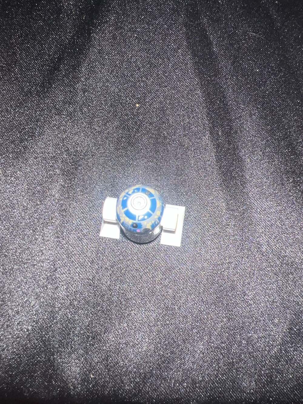 LEGO Star Wars Astromech Droid, R2-D2, Dirt Stains Pattern Minifigure - Picture 4 of 5
